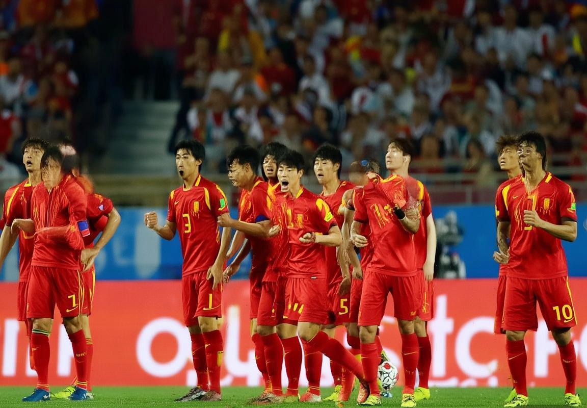 2017世预赛中韩对决：国足战术解析与心理成长启示